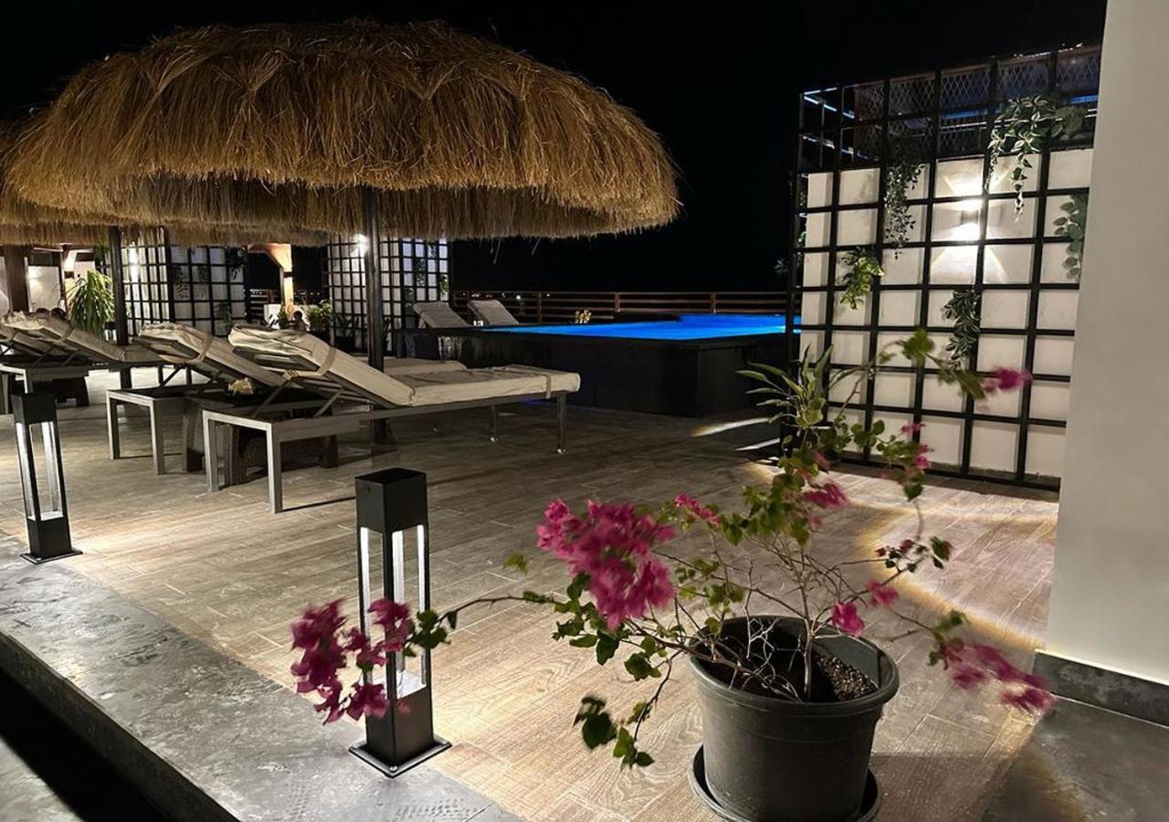 Sanctuary Sunlit Hurghada Haven With 4 Pools, Rooftop Sunsets & Gourmet Bites Steps Away Εξωτερικό φωτογραφία