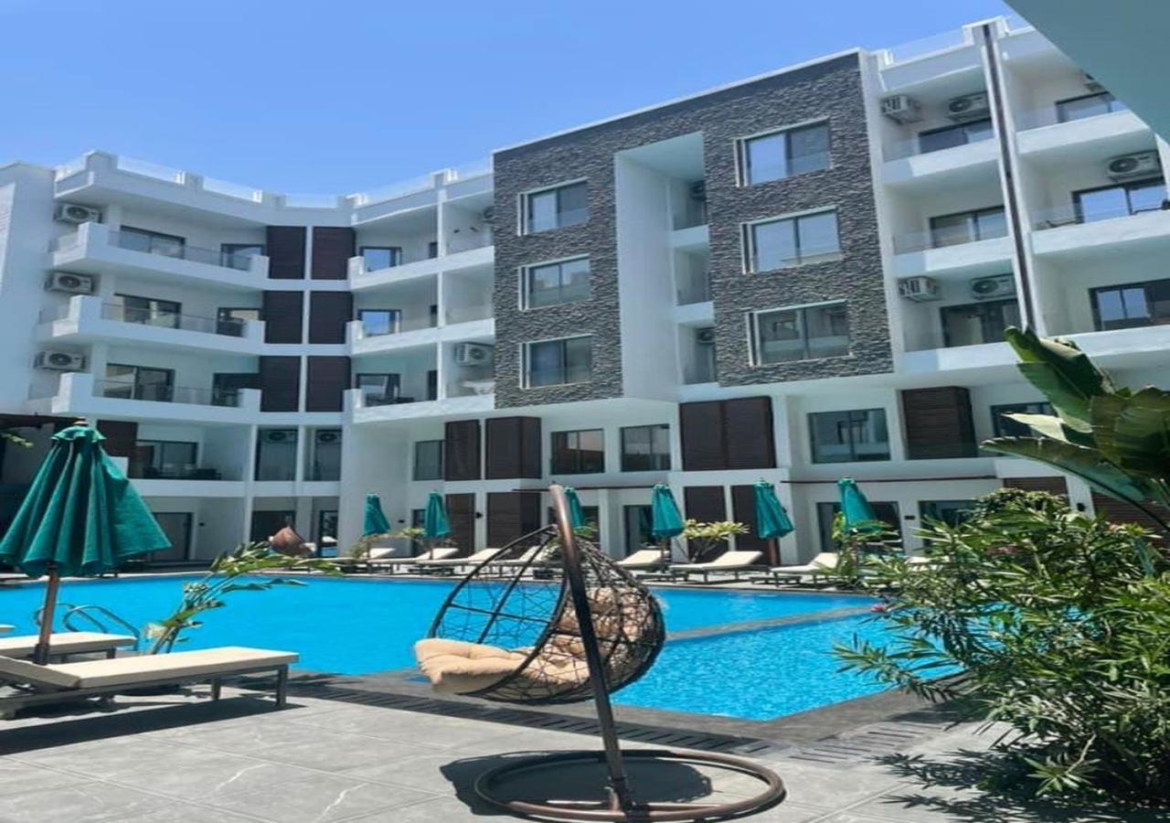 Sanctuary Sunlit Hurghada Haven With 4 Pools, Rooftop Sunsets & Gourmet Bites Steps Away Εξωτερικό φωτογραφία