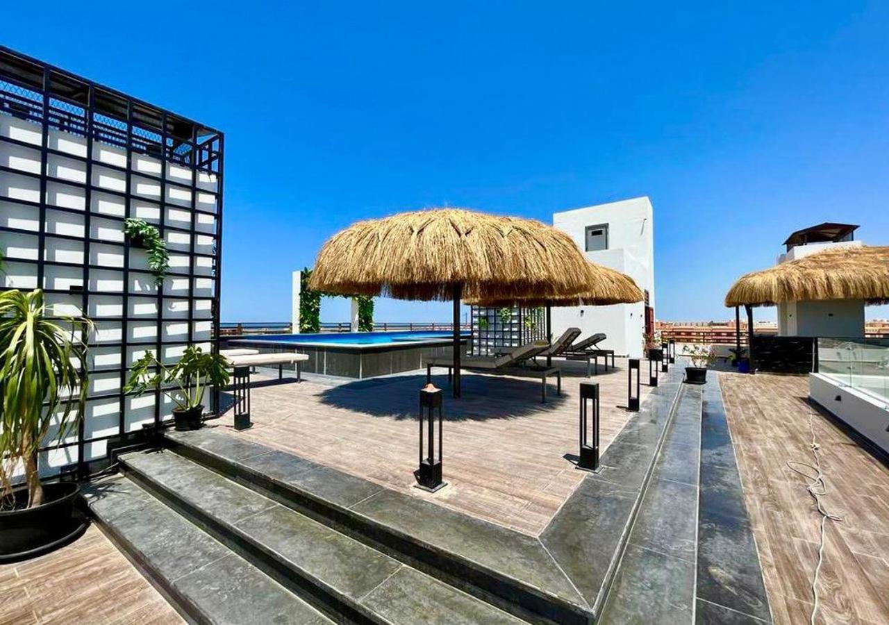 Sanctuary Sunlit Hurghada Haven With 4 Pools, Rooftop Sunsets & Gourmet Bites Steps Away Εξωτερικό φωτογραφία